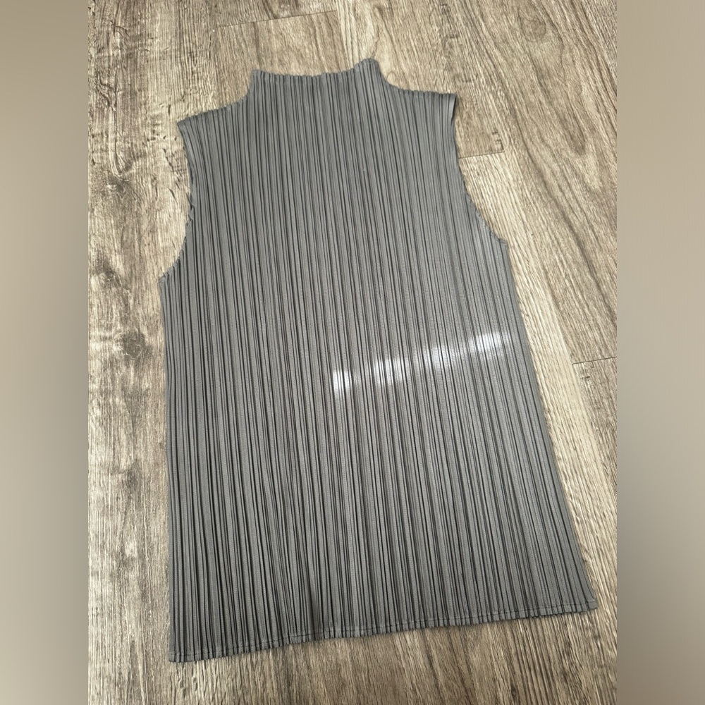 Pleats please Issey Miyake Vest JK102 size 3